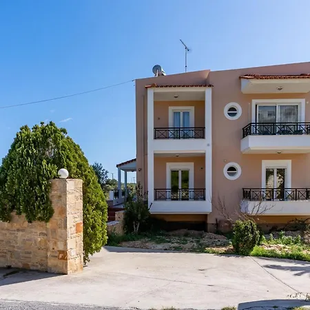 Chrysa Traditional Family House Апартаменти Ретимно (Крит)