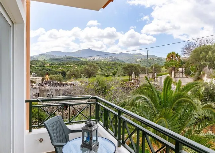 Chrysa Traditional Family House