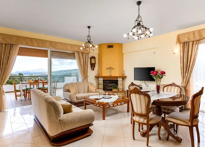 Chrysa Traditional Family House * Rethymno (Crete)