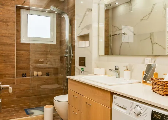 Chrysa Traditional Family House * Rethymno (Crete)