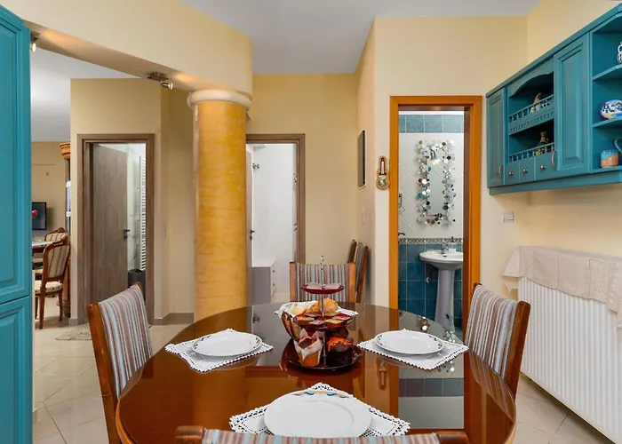 Chrysa Traditional Family House Apartment *